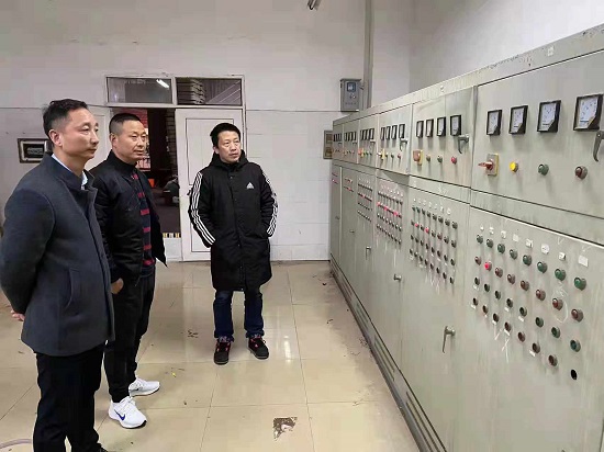 说明: C:\Users\Administrator\Desktop\开云kaiyun官方网站开展冬季消防安全检查活动2021.12.17\开云kaiyun官方网站开展冬季消防安全检查活动2021.12.17\2.jpg