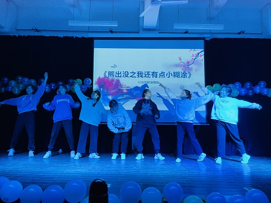 说明: C:\Users\Administrator\Desktop\开云kaiyun官方网站举办2021年迎新文艺表演大赛2021.12.15\开云kaiyun官方网站举办2021年迎新文艺表演大赛2021.12.15\7.jpg