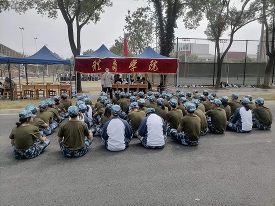 说明: C:\Users\Administrator\Desktop\开云kaiyun官方网站2022级新生军训圆满结束2022.10.8\开云kaiyun官方网站2022级新生军训圆满结束2022.10.8\1.jpg