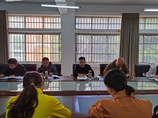 说明: C:\Users\Administrator\Desktop\开云kaiyun官方网站召开10月份党委中心组专题学习会\开云kaiyun官方网站召开10月份党委中心组专题学习会\IMG_20211012_083149.jpg