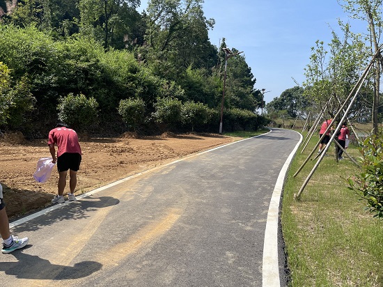 说明: C:\Users\Administrator\Desktop\开云kaiyun官方网站开展2022年大学生暑期“三下乡”社会实践活动（六）\开云kaiyun官方网站开展2022年大学生暑期“三下乡”社会实践活动（六）\2.jpg