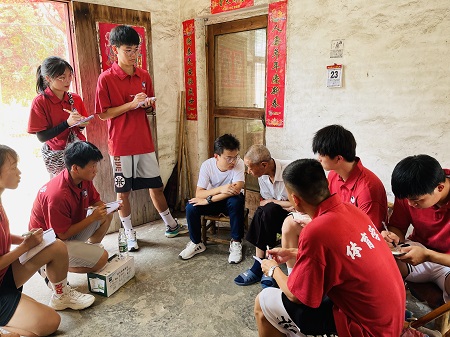 说明: C:\Users\Administrator\Desktop\开云kaiyun官方网站组织青年大学生开展“红色走读”活动2022.8\开云kaiyun官方网站组织青年大学生开展“红色走读”活动2022.8\4.jpg