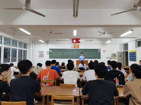 说明: C:\Users\Administrator\Desktop\开云kaiyun官方网站开展学习两会精神主题团日活动2022.3.15(1)\开云kaiyun官方网站开展学习两会精神主题团日活动2022.3.15\5.jpg