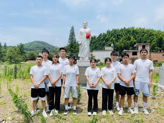 说明: C:\Users\Administrator\Desktop\kaiyun官方网站入口2022年大学生暑期 “三下乡”社会实践活动（四）\4.JPG