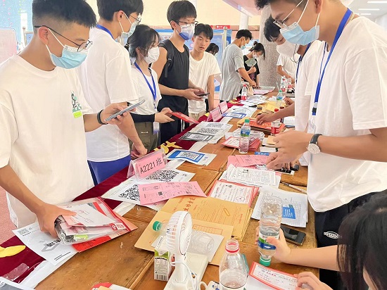 说明: C:\Users\Administrator\Desktop\开云kaiyun官方网站2022年迎新工作圆满结束2022.919\开云kaiyun官方网站2022年迎新工作圆满结束2022.919\3.jpg