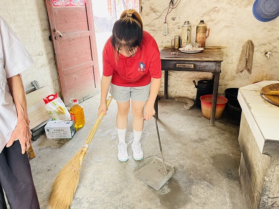 说明: C:\Users\Administrator\Desktop\kaiyun官方网站入口2022年大学生暑期“三下乡”社会实践活动（三）\kaiyun官方网站入口2022年大学生暑期“三下乡”社会实践活动（三）\3.JPG