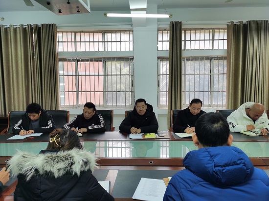 说明: C:\Users\Administrator\Desktop\开云kaiyun官方网站召开2021年度党支部书记述职评议会\开云kaiyun官方网站召开2021年度党支部书记述职评议会\IMG_20211228_083204.jpg